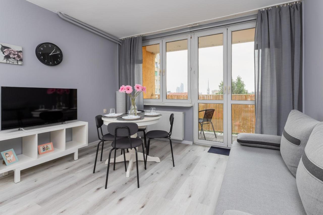 Family Apartment With Balcony In Gdynia By Noclegi Renters Luaran gambar